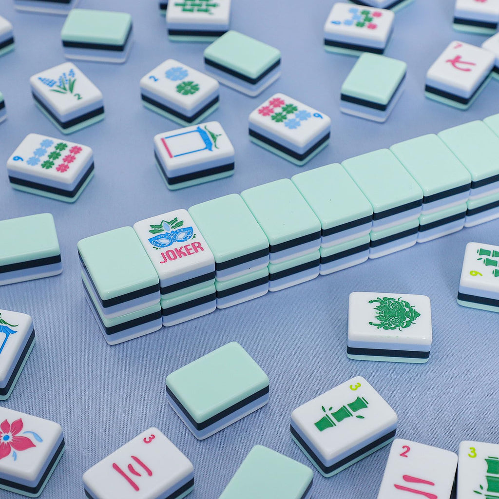 American Mahjong Set with Blue Carrying Bag, 160 Acrylic Tiles, 4 Rack/Pushers H282